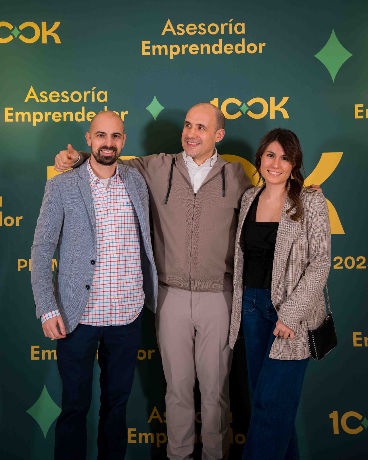 Asistentes en el photocall